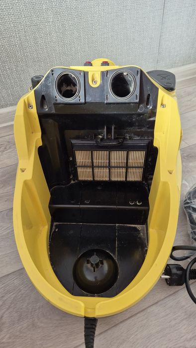 Пылесос KARCHER б/у
