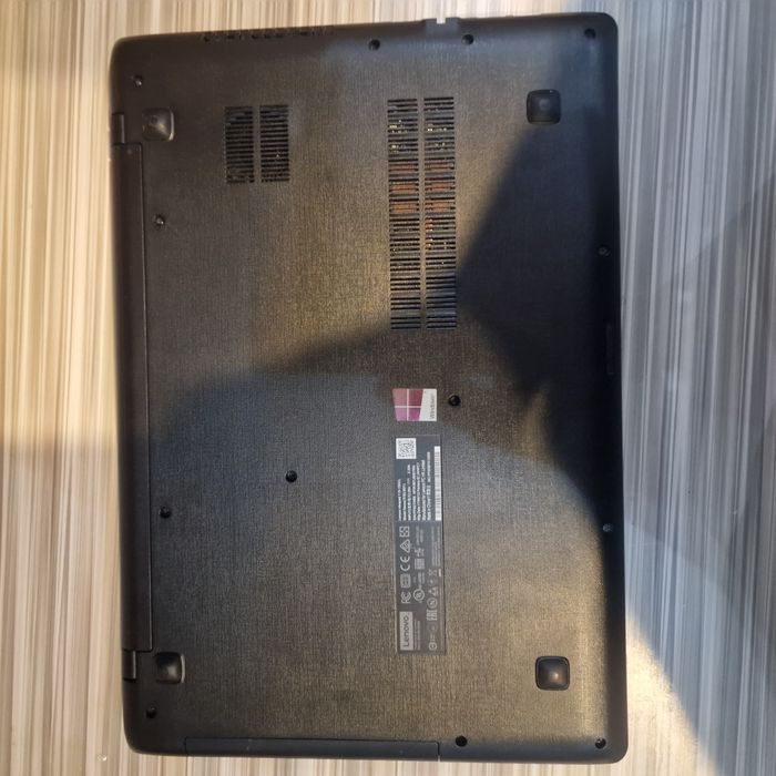 Продам ноутбук Lenovo.