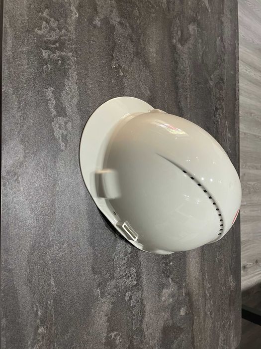 Зашитные каски 3М / Baret 3M