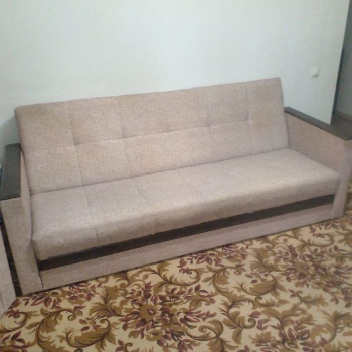 Продам диван с креслом
