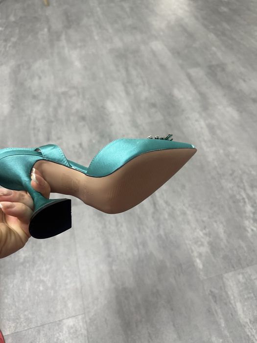 Pantofi dama eleganti