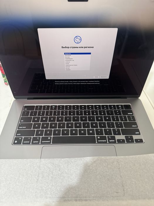 Macbook Air 15 256/8гб