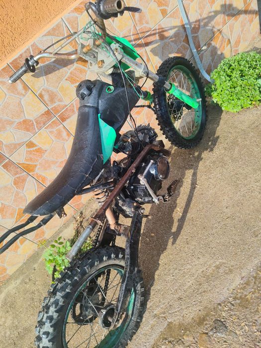 Cross 125 CC se vinde