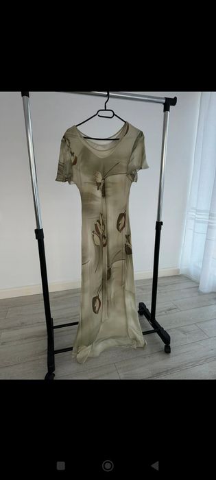 Rochie imprimeu floral ,marimea 34-36