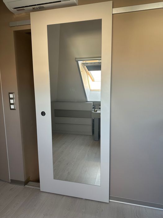 Плъзгаща врата 90 х 218 с огледало