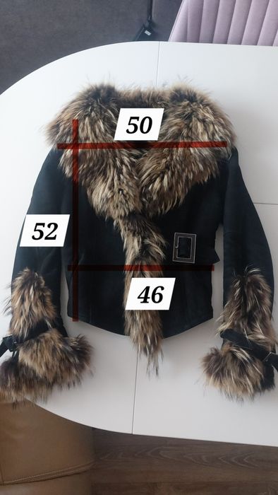 Кожено яке с косъм