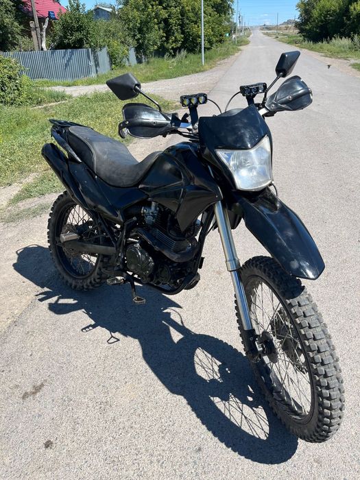 Эндуро мотоцикл 250 куб.
