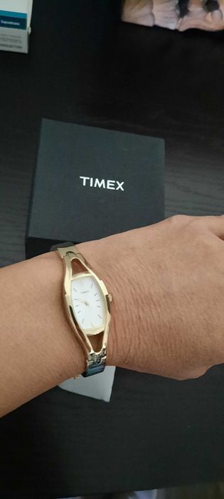 Ceas dama, TIMEX