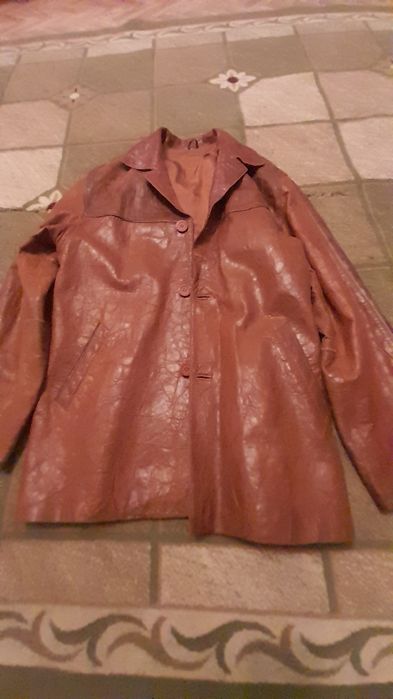 Продам кожаный пиджак