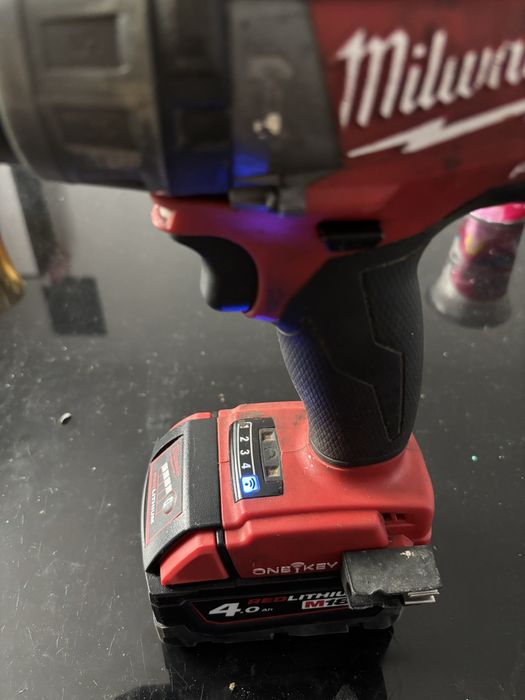 Винтоверт milwoukee