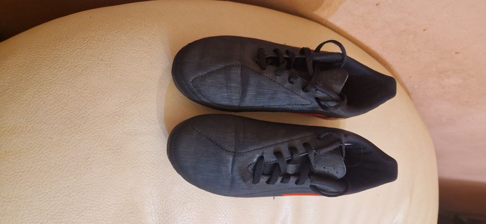 Адидас бутонки 35н adidas deportivo