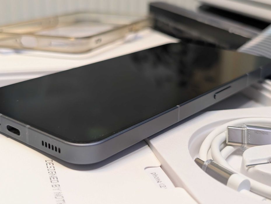 Nothing Phone 2 256GB stocare 12GB ram impecabil