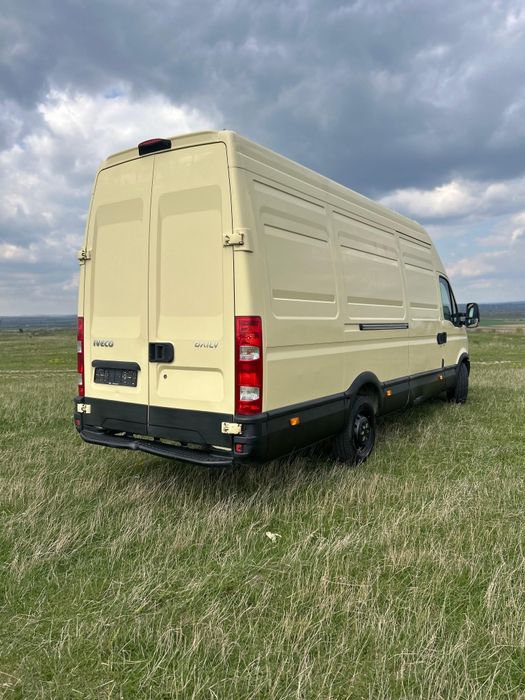 Vând iveco daily 35S13