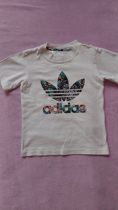 Adidas долнище и тениска