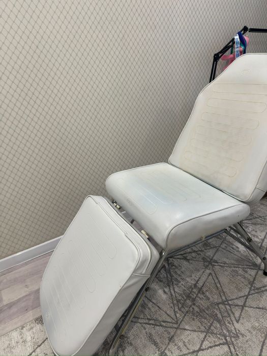 продам кушетка для наращивания ресниц