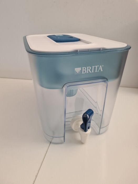 Филтрираща кана Brita Flow 8,2 л + 3 бр. филтри