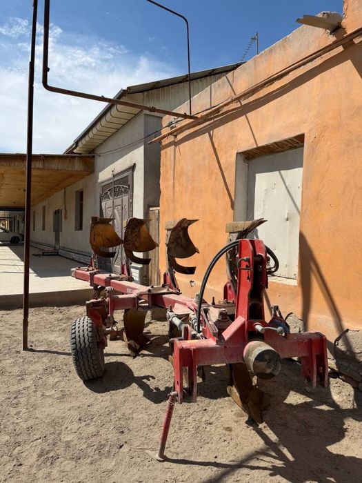 NEW HOLLAND T60-70 sotiladi