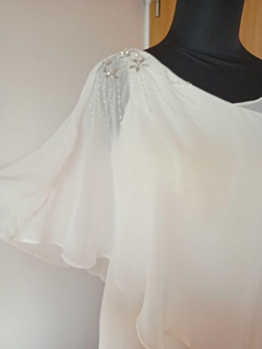 Страхотна Нова рокля 38 М