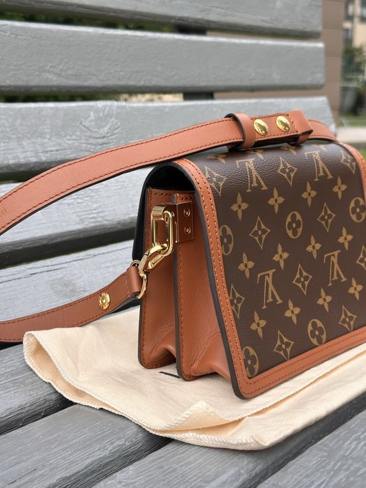 Сумка Louis Vuitton Dauphine