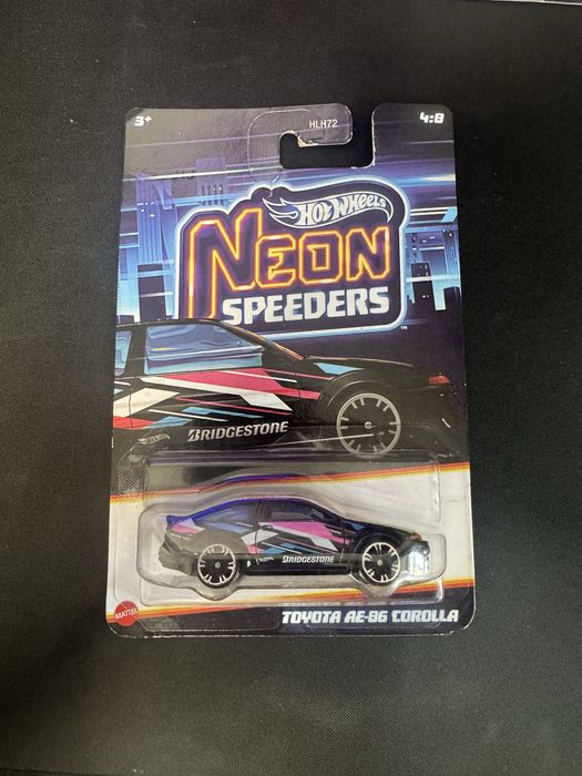 Запечатанные HOT WHEELS машины