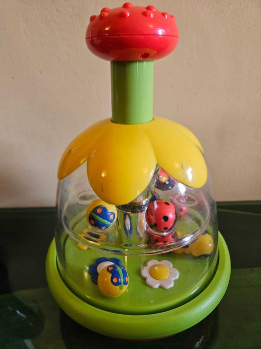 Бебешки играчки Chicco и Fisher-Price