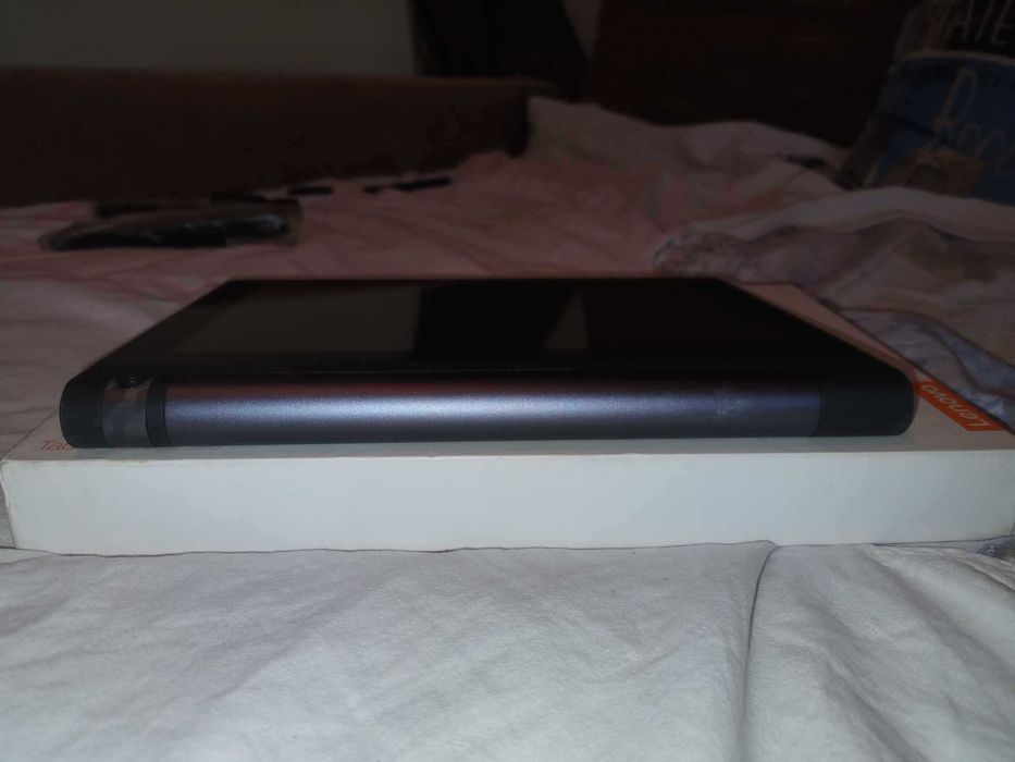 Продавам Таблет Lenovo Yoga Tab 3