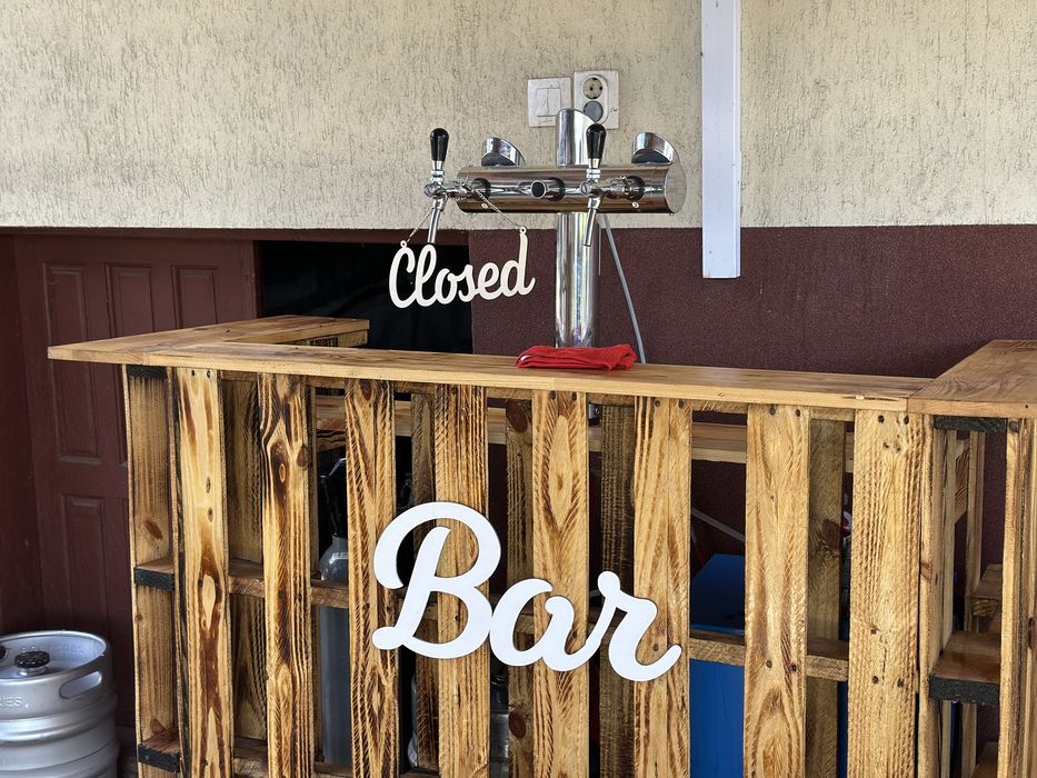 Inchiriez Bar Bere Mobil / Cigar Bar.