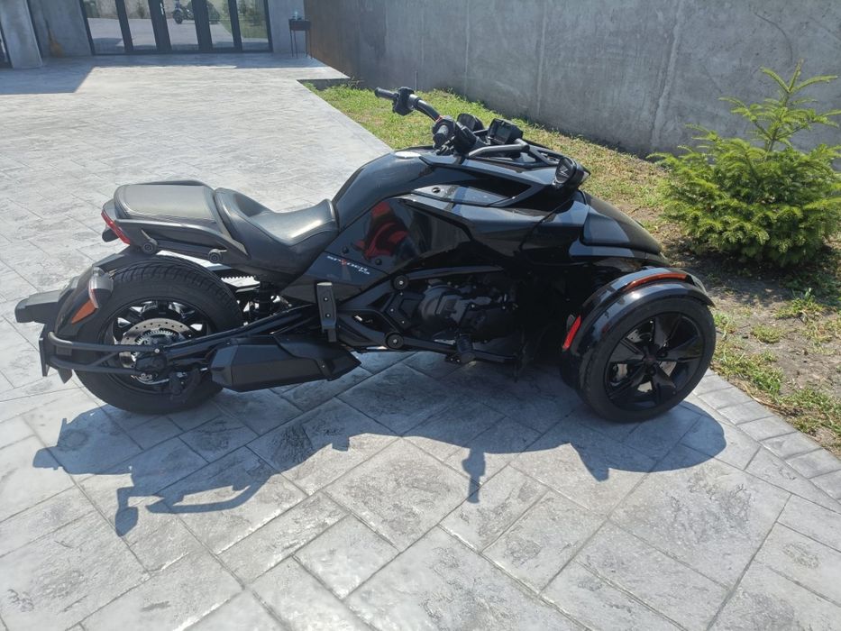 Can-Am Spyder F3