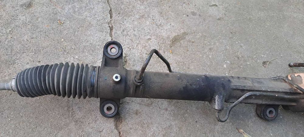 Кормилна рейка за toyota avensis 2.0 d 116коня