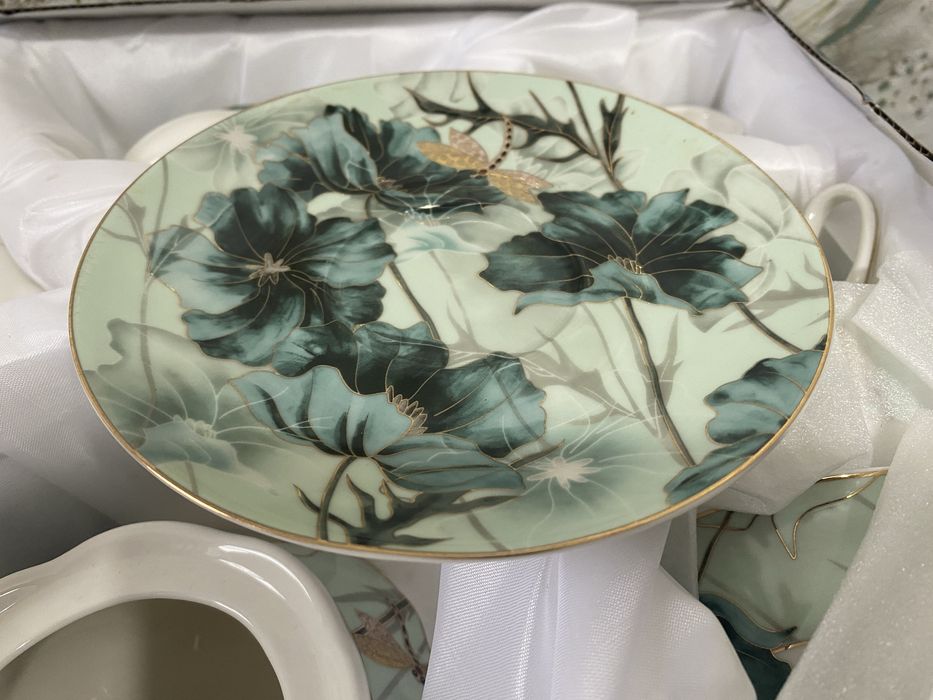 Продам чайный сервиз