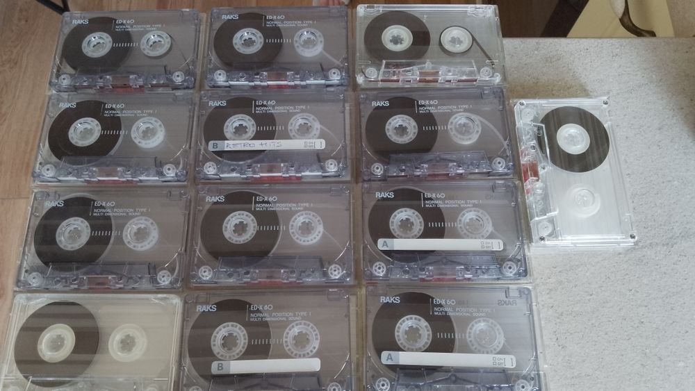 Casete audio Raks, imprimate cu muzica buna.