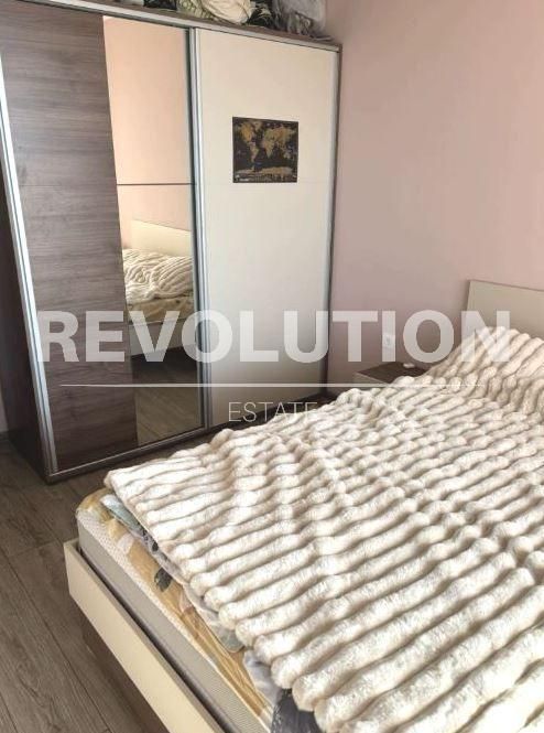 Дава се под наем Двустаен апартамент в Варна, Владислав Варненчик - 68 кв.м за 425 € - Снимка #3