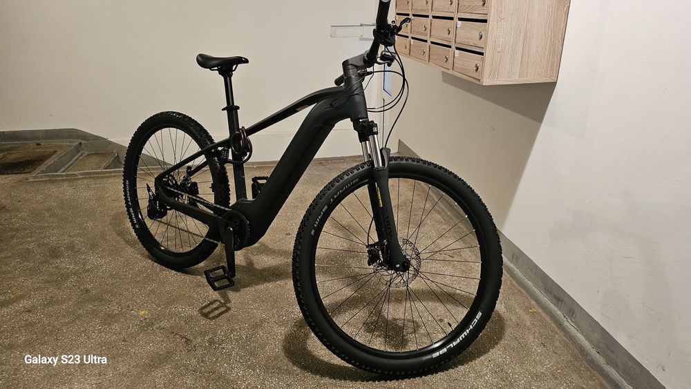 Bicicleta e-bike CUBE Reaction