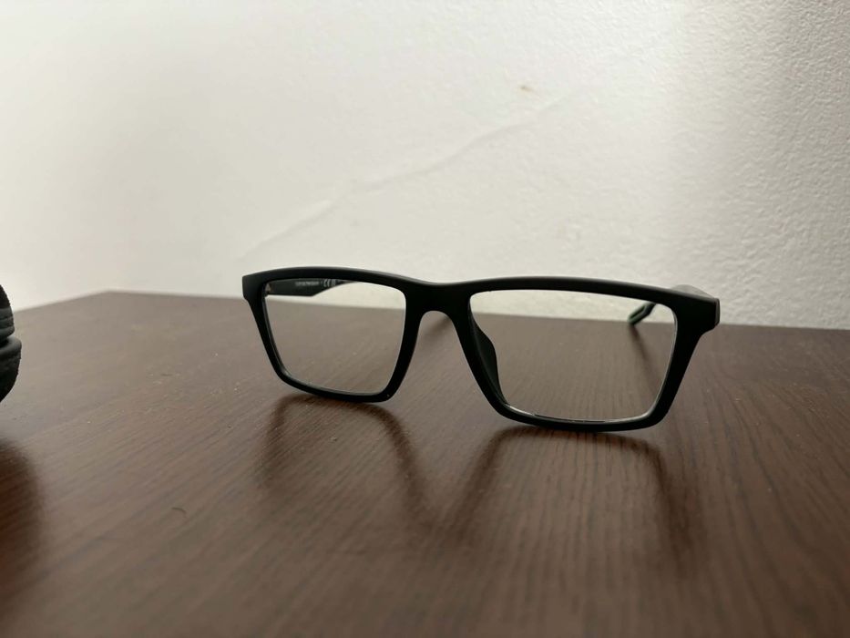 Vand rame ochelari!