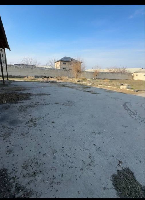 Nejiloy pomisheniya sotiladi adres Pastargom tuman Juma shaxri.