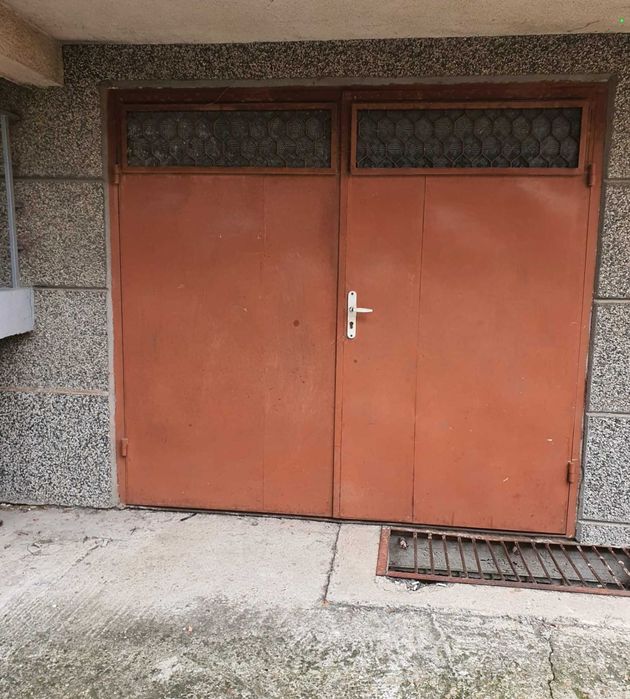 Гараж 14кв.м. Плевен Идеален център