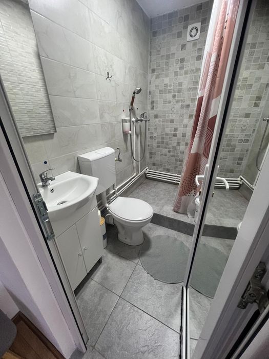 Regim hotelier/cazare  Pensiune Târgu Jiu-Casa Bianca/parcare gratuita