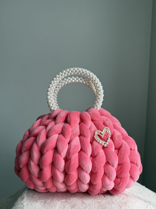 Чанта- ръчно плетена пефректна за всеки повод и подарък