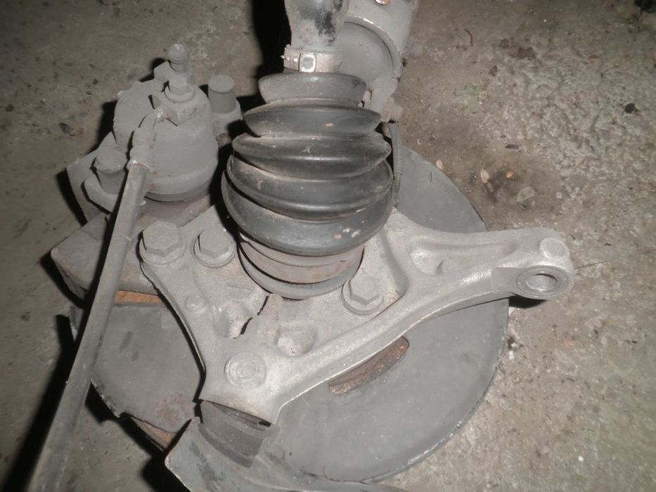 fuzeta stanga / dreapta fata opel astra k 1.6 cdti