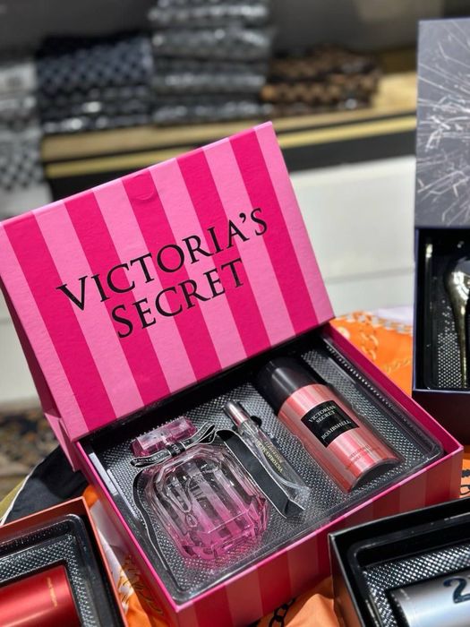 Подаръчен Комплект Victoria’s Secret