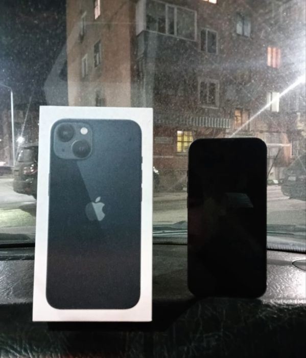 Продам iphone 13