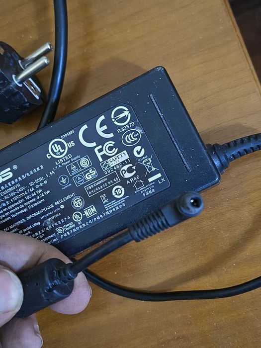 Incarcator Asus functional