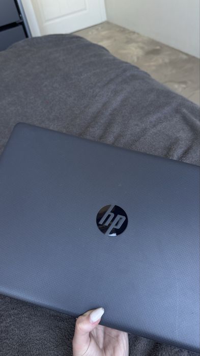 Лаптоп HP, модел RTL8821CE