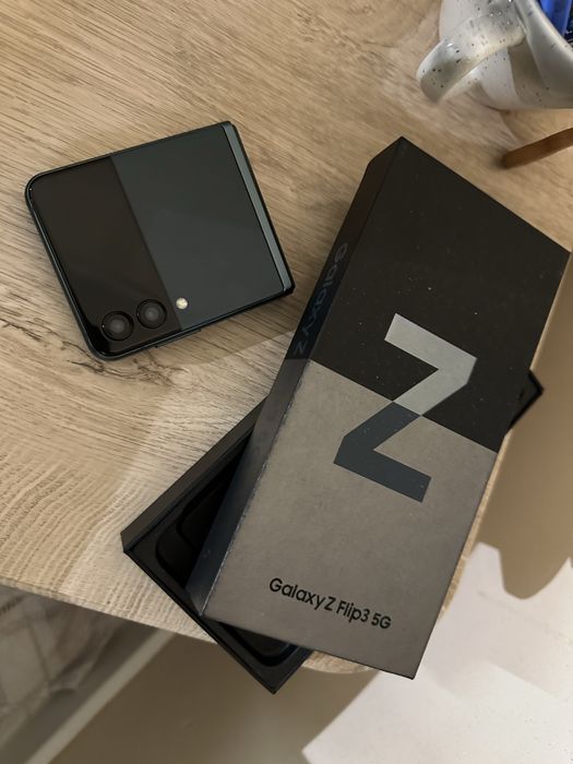 Z flip 3 оригинал