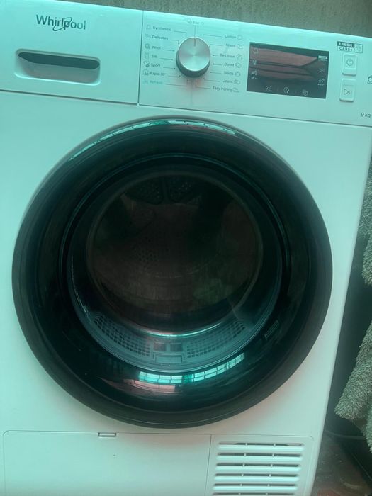 Uscator de rufe  whrlpool cu pompa de caldura clasa energetica A ++