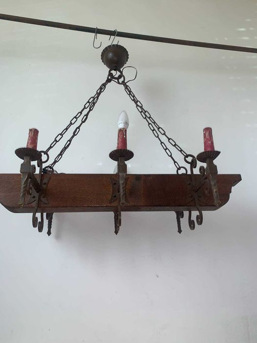 Candelabru din lemn masiv si fier forjat cu sase brate cabana