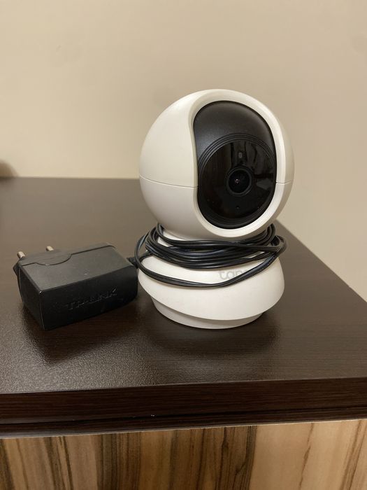 Безжична мрежова камера за вътрешно видеонаблюдение TP-Link Tapo C200, 2MP FHD, 4mm, Бяла