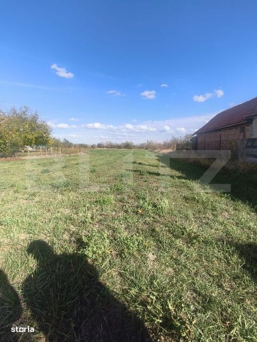 Teren intravilan, 2450 mp, zona Razboieni Cetate