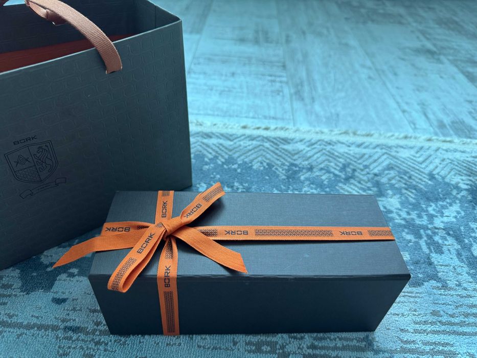 Термокружка BORK в подарочном пакете