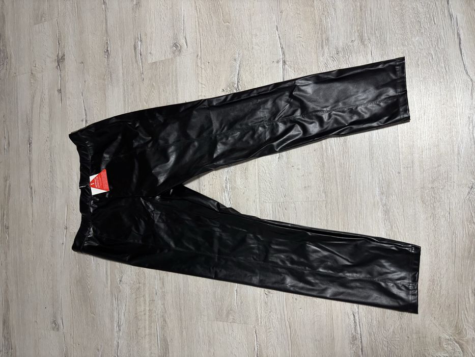 Vand colanti din piele